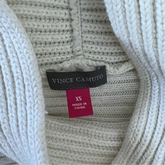 Vince Camuto High Neck Cream Sweater Size XS Knit Top Pullover Fall Winter - Picture 9 of 9